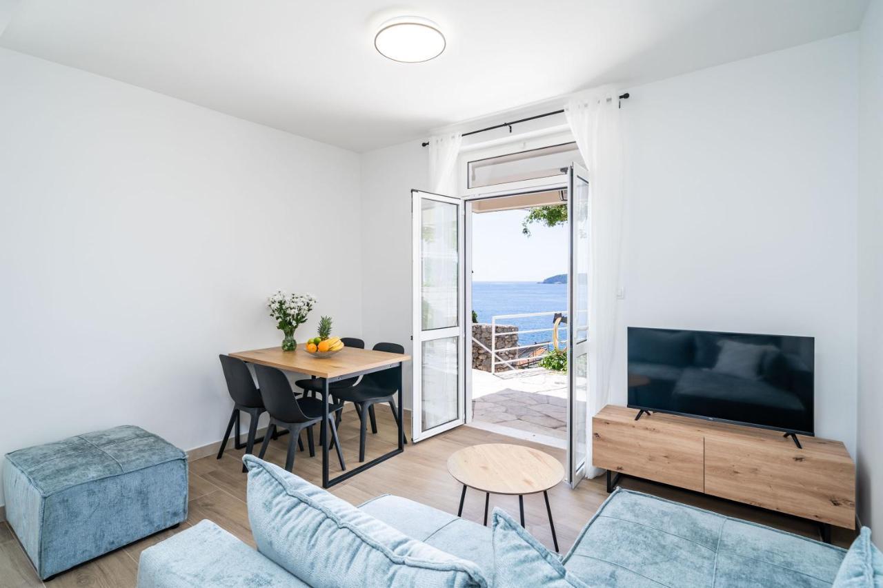 Apartments Nina & Paula - Apartment Nina Stikovica ภายนอก รูปภาพ